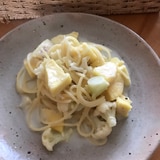 さつまいもとカリフラワーの豆乳パスタ